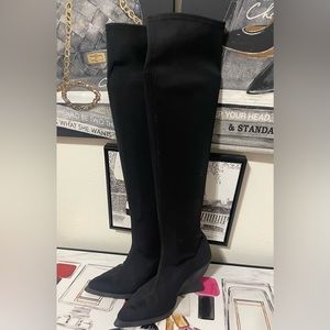John Fluevog, Black thigh high boots. Ishshoes :)